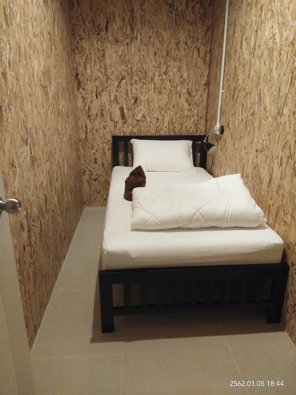 Baan Wararin Hostel Pattaya Εξωτερικό φωτογραφία