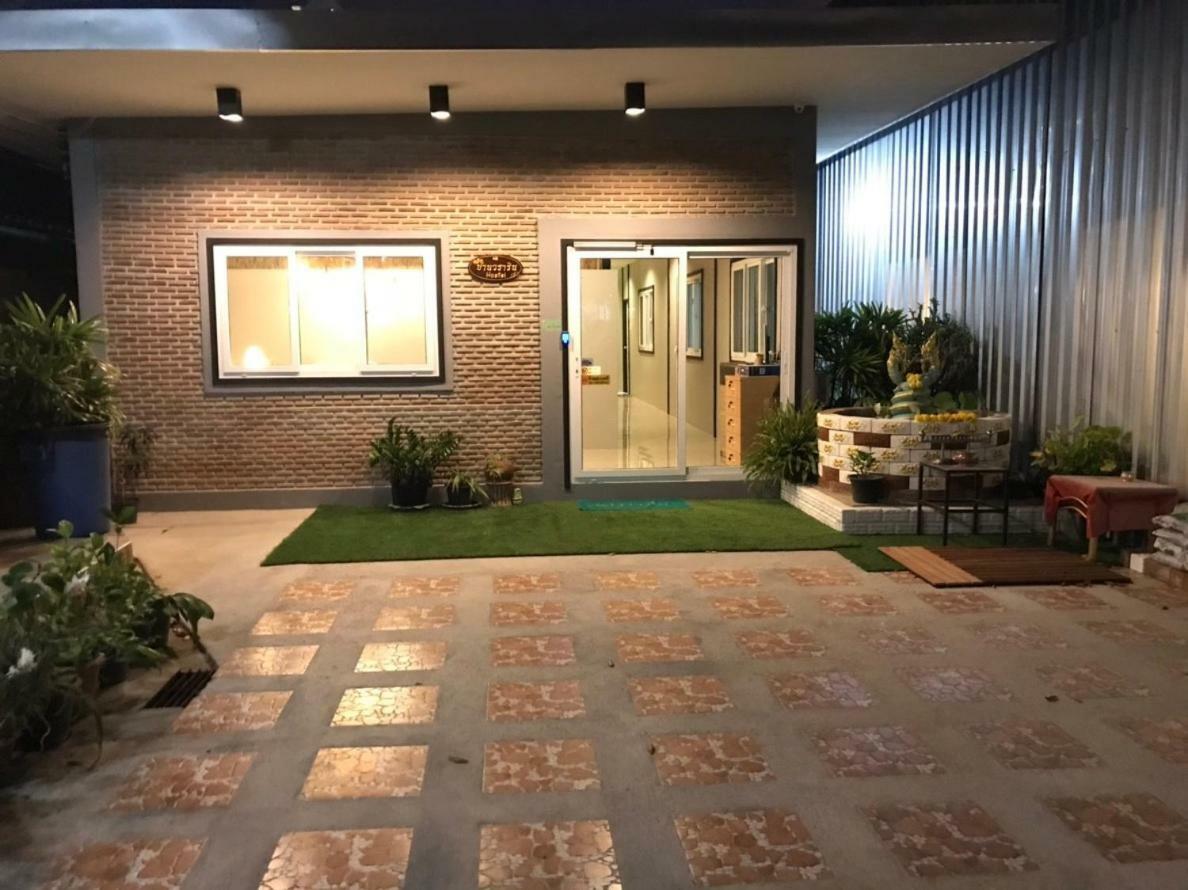 Baan Wararin Hostel Pattaya Εξωτερικό φωτογραφία